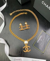Chanel | Vintage Alhambra Diamond Set Yellow Gold Jewelry – product image 5