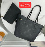 Louis Vuitton | Neverfull MM Black Monogram Bag