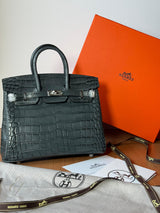 Hermès | Birkin 25 Black Matte Alligator Bag