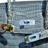 Hermès | Birkin 25 Black Matte Alligator Bag