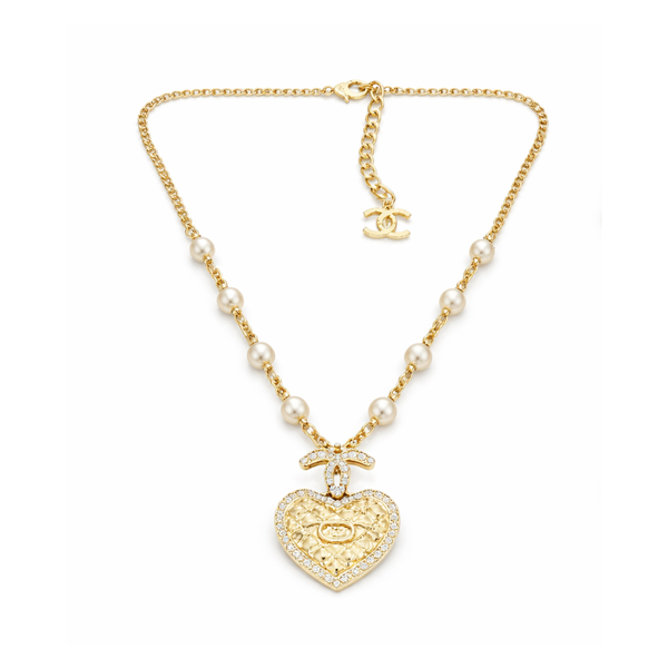 Chanel | Quilted Heart CC Logo Pearl Station Necklace