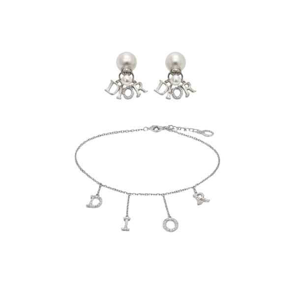 Dior | Letter Charm Necklace Silver