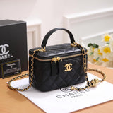 Chanel | Small Vanity Case Chain Bag – Black – product image 5