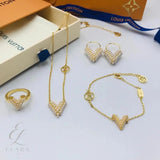 Louis Vuitton | Essential V Perle Gold Jewelry